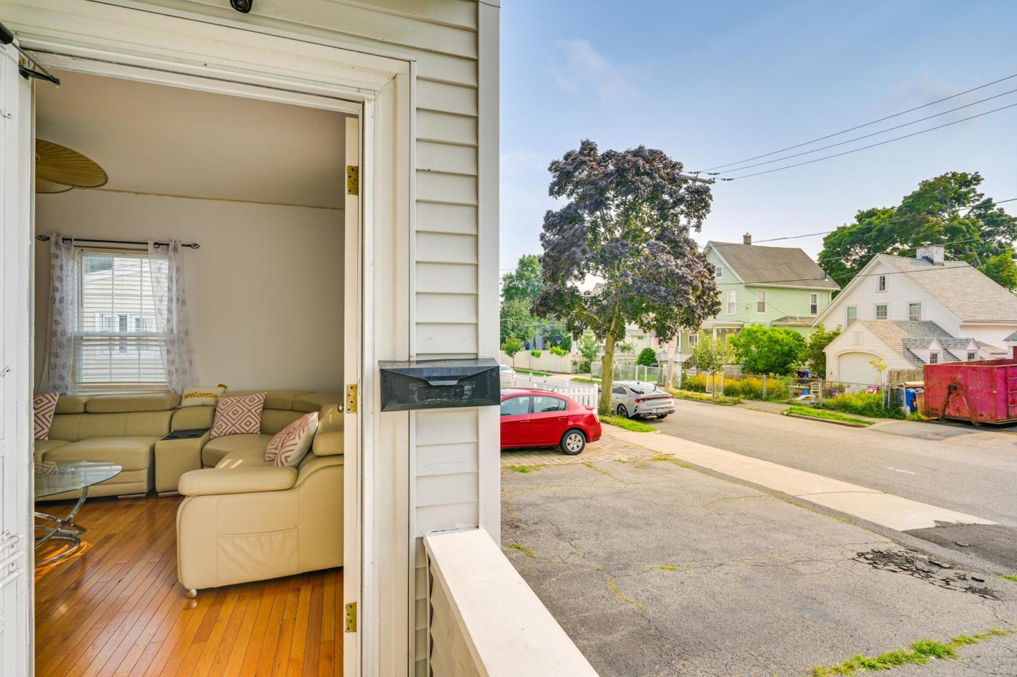 9 Mi To Dtwn Boston Cozy Malden Apartment ภายนอก รูปภาพ